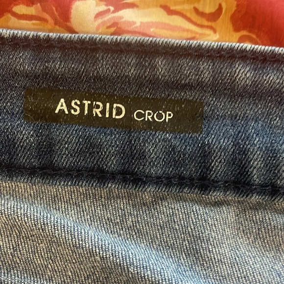 Liverpool Los Angeles Astrid Crop Jeans, EUC, Sz 10 - Picture 10 of 14